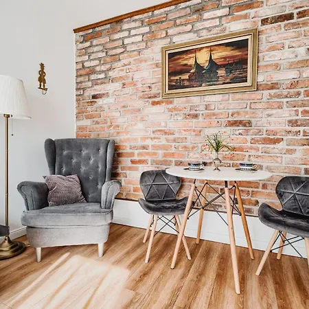 ホームステイ Mazowiecka